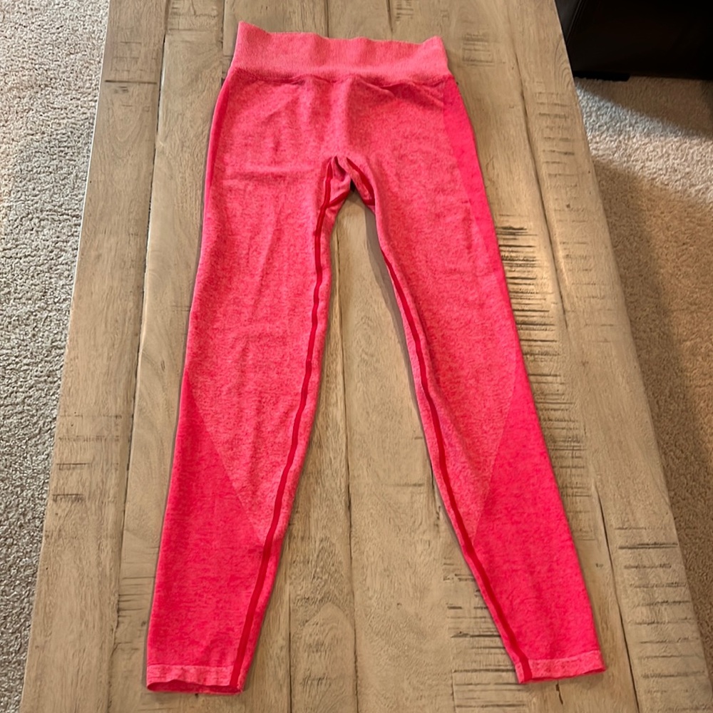 PINK highwaisted seamless workout leggings